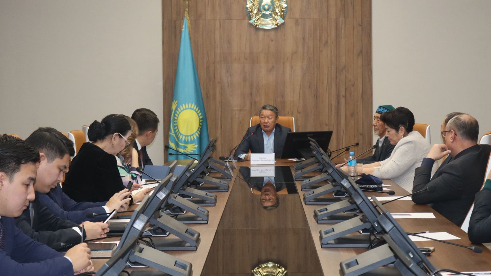 Бүгін кеңес төрағасы Жүсіпов Бекмұрат Қыдырбайұлының төрағалығымен Маңғыстау облысы Қоғамдық кеңесінің отырыс өтті.